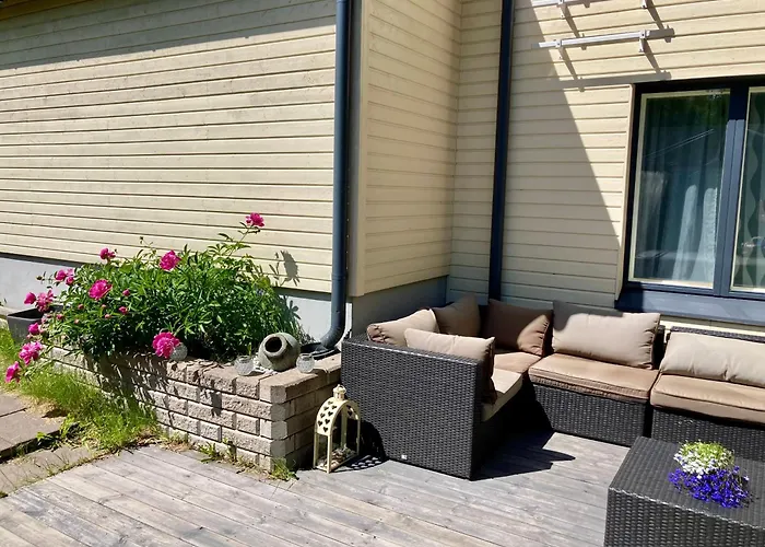 Cozy Holiday Home With Sauna, Outside Jacuzzi & Breakfast