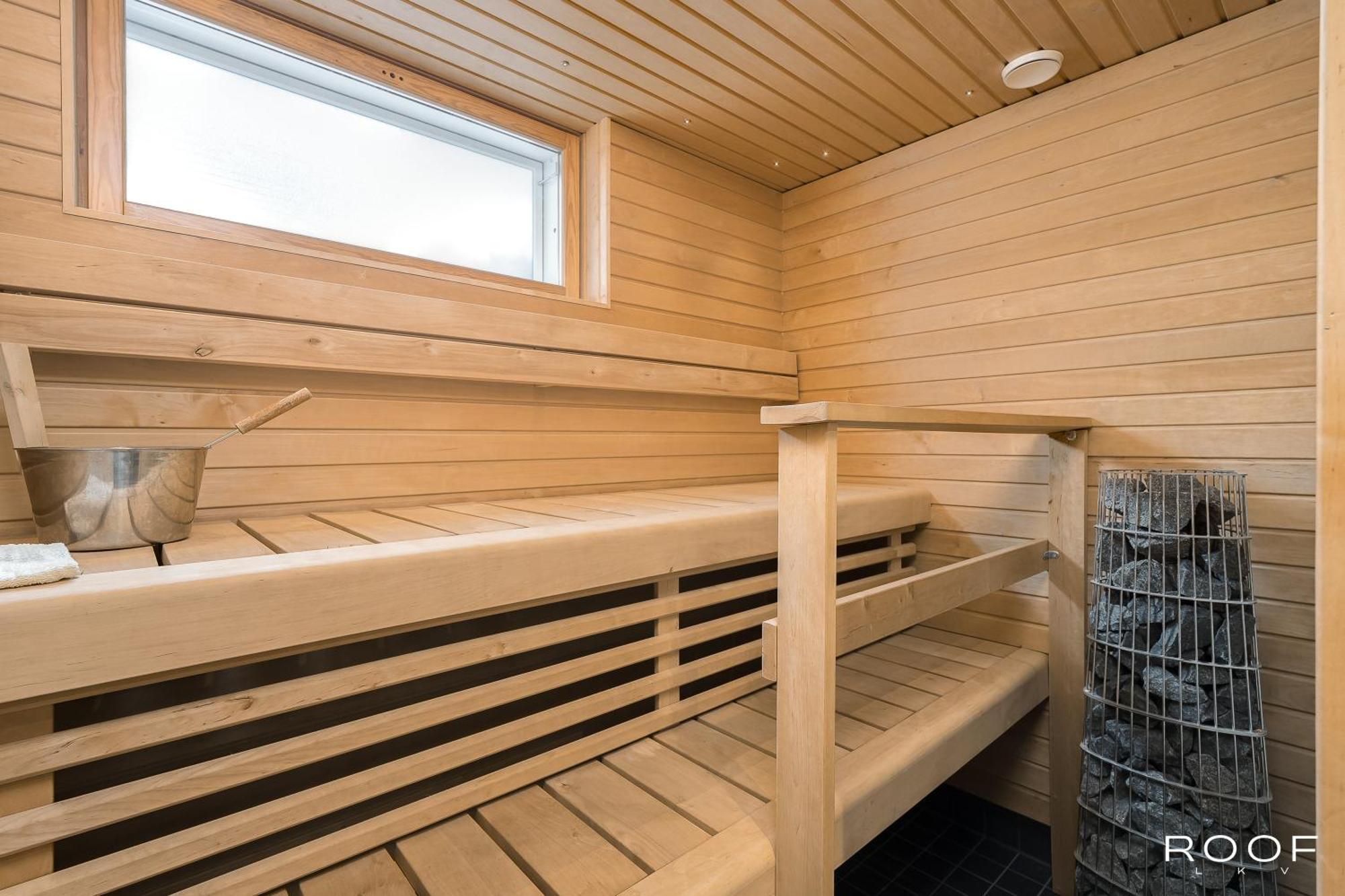 Cozy With Sauna, Outside Jacuzzi & Breakfast * Espoo