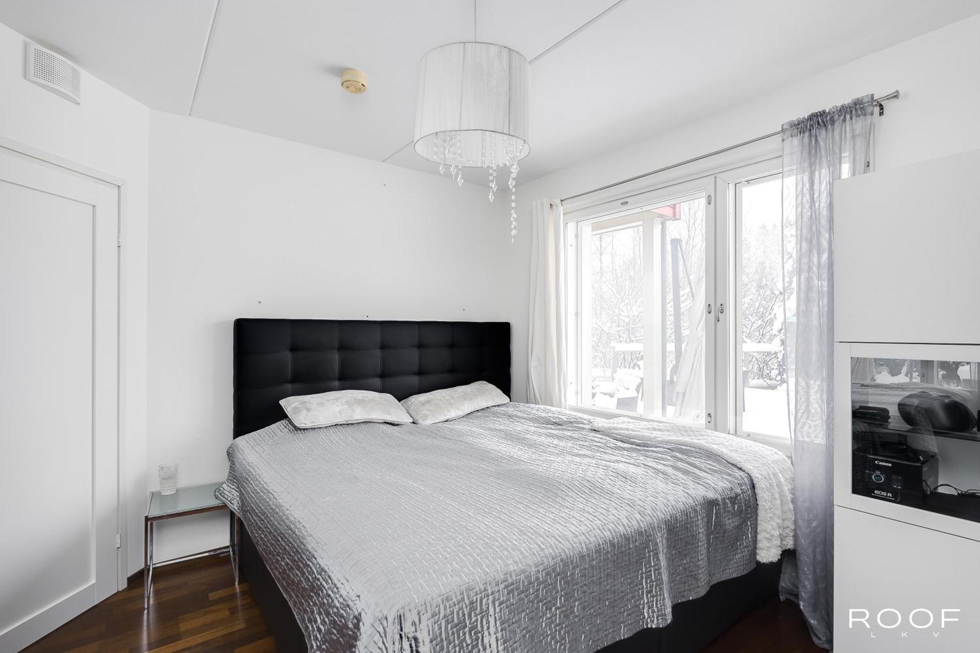 Cozy With Sauna, Outside Jacuzzi & Breakfast * Espoo