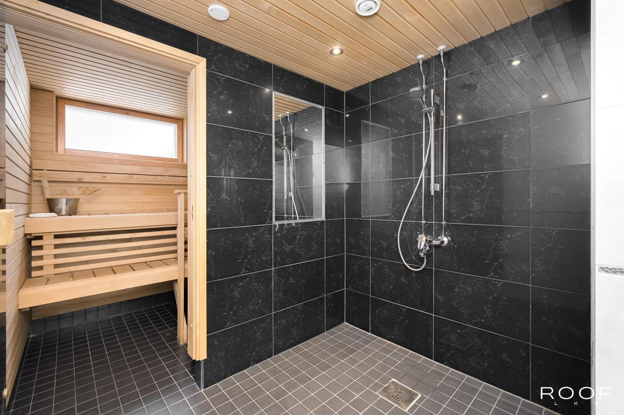 Cozy With Sauna, Outside Jacuzzi & Breakfast * Espoo