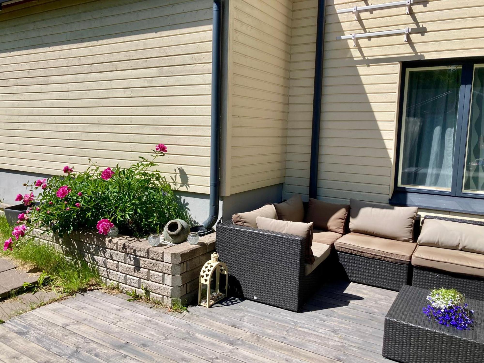 Cozy With Sauna, Outside Jacuzzi & Breakfast Hébergement de vacances *